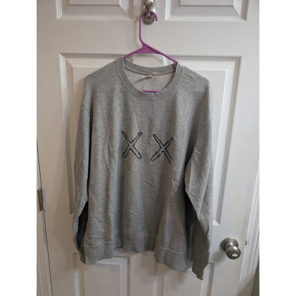 UNIQLO UT KAWS Sesame Street Graphic Sweatshirt Grey Long Sleeve - Size XL‎